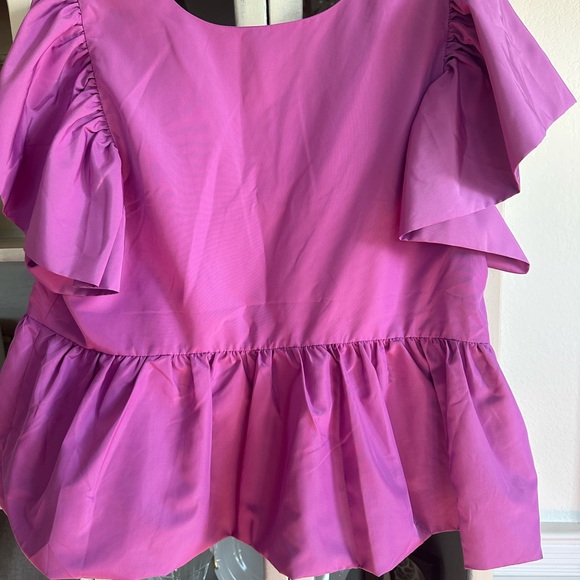 Express Top - Picture 2 of 3